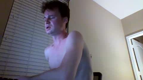 cooldude122222 online show from January 2025 03:12:01 AM