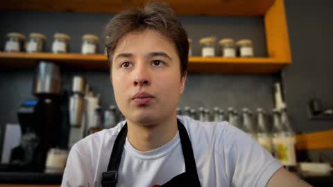 Snapshot of coolskum00 chatting on February 2025 07:28:02 AM Lisa and Alen online show from February 2025 07:28:02 AM