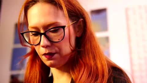 Ginger The Cringer online show from September 2025 07:08:02 AM