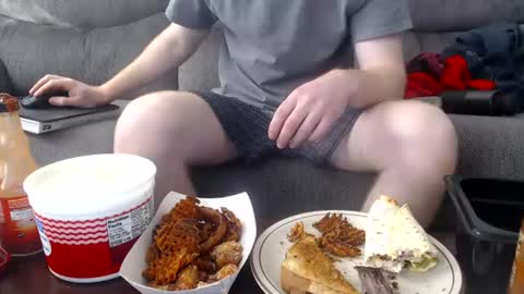 Snapshot of copper_crotch chatting on June 2026 01:43:02 AM copper_crotch online show from June 2026 01:43:02 AM
