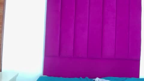 Cora online show from December 2024 06:14:02 AM