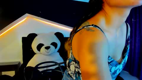 Coral  online show from February 2025 12:03:02 PM