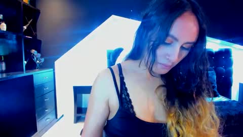 Coral  online show from February 2025 12:18:02 PM