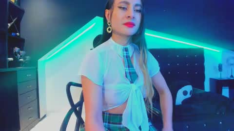 Coral  online show from March 2025 06:23:01 PM