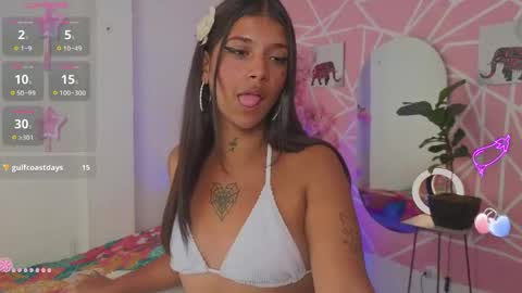 Snapshot of coral_larsson chatting on April 2026 07:58:02 PM coral_larsson online show from April 2026 07:58:02 PM