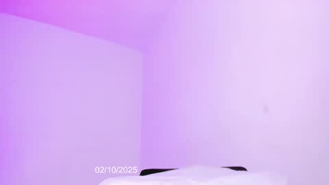 Snapshot of coral_princex chatting on October 2025 05:04:01 AM Coral princex online show from October 2025 05:04:01 AM