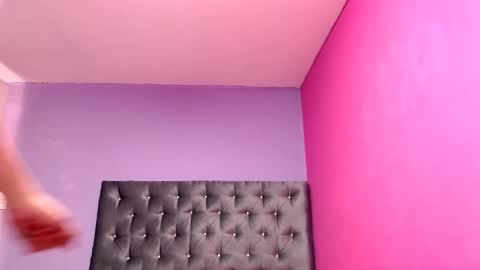 Snapshot of coral_whore18 chatting on February 2026 06:31:01 PM Coral online show from February 2026 06:31:01 PM