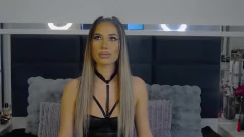 CoraliaDiamond online show from February 2025 09:28:01 AM