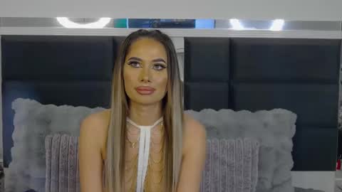 CoraliaDiamond online show from February 2025 07:17:01 PM