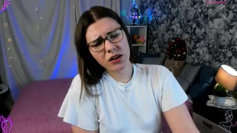 Snapshot of coraline_kitty chatting on February 2026 09:05:01 AM Coraline online show from February 2026 09:05:01 AM