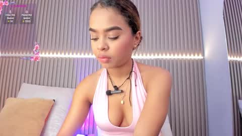 Snapshot of coralineross_ chatting on September 2025 10:59:01 AM coralineross_ online show from September 2025 10:59:01 AM