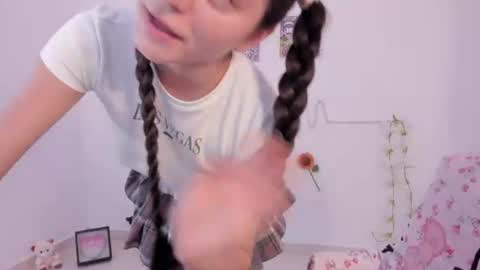 Snapshot of coralinexxx07 chatting on July 2026 10:16:01 PM Coraline uwu Bienvenidos al dulce mundo de Coraline Hola amores soy Coraline Una chica tierna juguetona online show from July 2026 10:16:01 PM