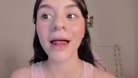 Snapshot of coralinexxx07 chatting on July 2026 11:58:02 PM Coraline uwu Bienvenidos al dulce mundo de Coraline Hola amores soy Coraline Una chica tierna juguetona online show from July 2026 11:58:02 PM
