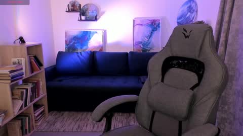 Snapshot of coramiel chatting on April 2026 02:10:01 AM little girl who is always right or just Cora online show from April 2026 02:10:01 AM