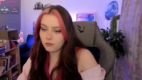 Snapshot of coramiel chatting on April 2026 05:30:01 AM little girl who is always right or just Cora online show from April 2026 05:30:01 AM