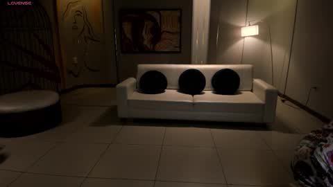 Corinne Russo online show from February 2026 11:07:01 AM