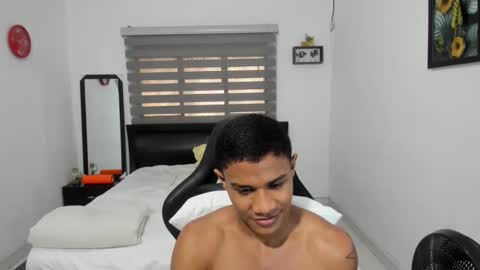 Snapshot of corzoethan chatting on December 2025 07:29:02 PM Ethan online show from December 2025 07:29:02 PM