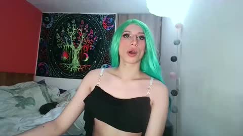 cosmic_crystal online show from February 2025 10:42:02 PM