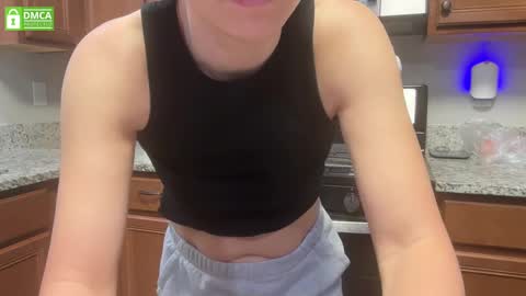 Snapshot of cosmicdreamz chatting on September 2025 01:05:02 PM BrittanyRose online show from September 2025 01:05:02 PM