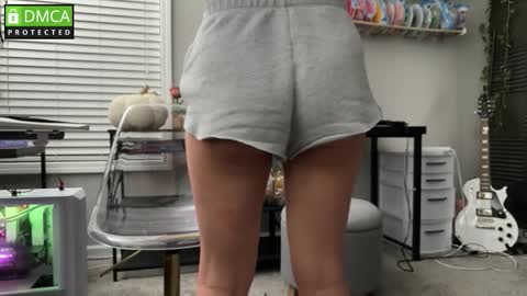 Snapshot of cosmicdreamz chatting on November 2025 02:34:01 AM BrittanyRose online show from November 2025 02:34:01 AM