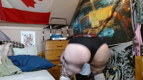 Snapshot of cosmicjones88 chatting on April 2026 11:05:01 AM cosmicjones88 online show from April 2026 11:05:01 AM