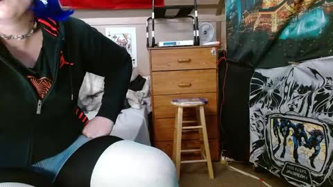 Snapshot of cosmicjones88 chatting on April 2026 11:05:01 AM cosmicjones88 online show from April 2026 11:05:01 AM