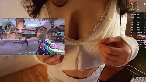 Luna online show from February 2026 11:00:01 PM