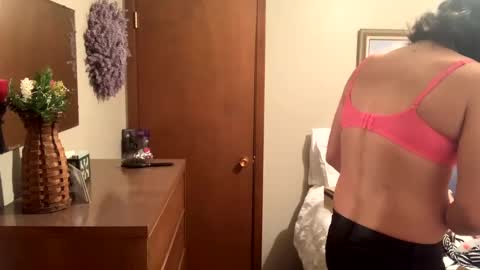 Snapshot of country_dixon chatting on January 2025 12:22:02 PM country dixon online show from January 2025 12:22:02 PM