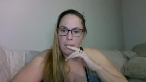 Snapshot of countrylovin2018 chatting on November 2025 03:01:02 PM Fallen Angel 21 online show from November 2025 03:01:02 PM