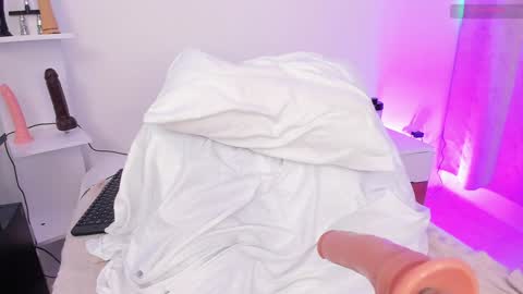 Maria  online show from January 2025 11:45:02 PM