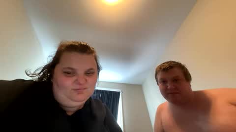 Amanda and Shawn online show from February 2026 07:52:02 PM