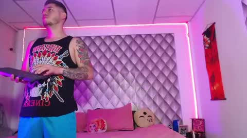 Couplelatin online show from June 2026 04:26:02 AM