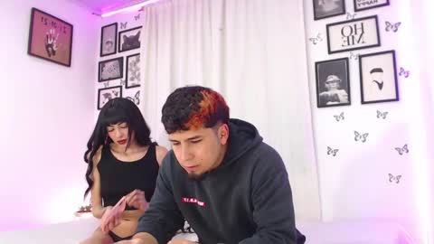 Snapshot of coupsextop chatting on December 2024 06:00:02 AM Juli and Liam online show from December 2024 06:00:02 AM