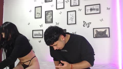 Snapshot of coupsextop chatting on January 2025 04:59:01 AM Juli and Liam online show from January 2025 04:59:01 AM