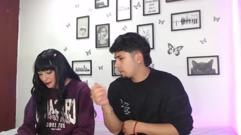 Snapshot of coupsextop chatting on January 2025 04:32:01 AM Juli and Liam online show from January 2025 04:32:01 AM