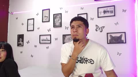 Snapshot of coupsextop chatting on February 2025 04:46:02 AM Juli and Liam online show from February 2025 04:46:02 AM