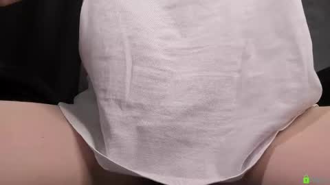 Snapshot of courtney_luv chatting on April 2026 03:50:01 PM Im Courtney Nice to meet youFollow meInstagram courtneyluv778 online show from April 2026 03:50:01 PM