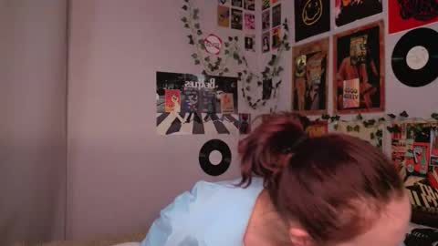 Yuna online show from November 2025 09:25:02 PM