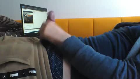 cowardly_lion88 online show from December 2024 12:07:02 PM