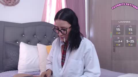 Snapshot of cowgirl_isa chatting on September 2025 07:59:01 PM cowgirl_isa online show from September 2025 07:59:01 PM