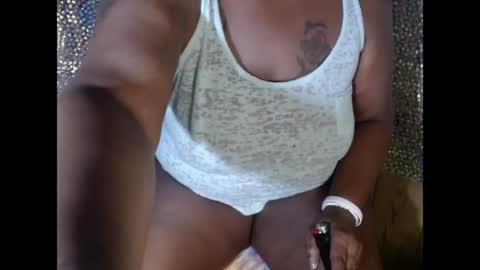 Snapshot of coykinks chatting on April 2026 06:33:01 AM Ebony Euphoria online show from April 2026 06:33:01 AM