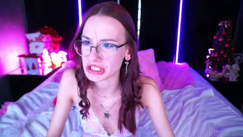 Snapshot of cozymell chatting on January 2025 03:23:02 AM cozymell online show from January 2025 03:23:02 AM