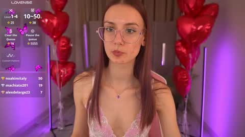 Snapshot of cozymell chatting on February 2025 05:25:02 PM cozymell online show from February 2025 05:25:02 PM