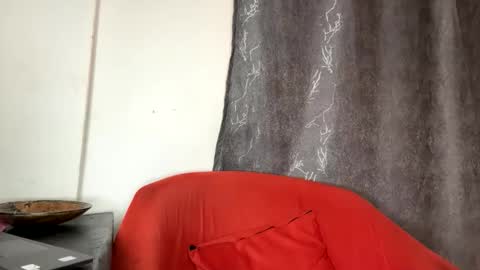 Snapshot of crave_meslowly chatting on February 2026 12:46:01 PM Taliee online show from February 2026 12:46:01 PM