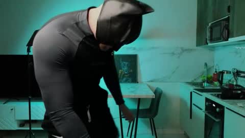 Snapshot of cravelorenzo chatting on December 2025 12:01:02 PM CraveLorenzo online show from December 2025 12:01:02 PM