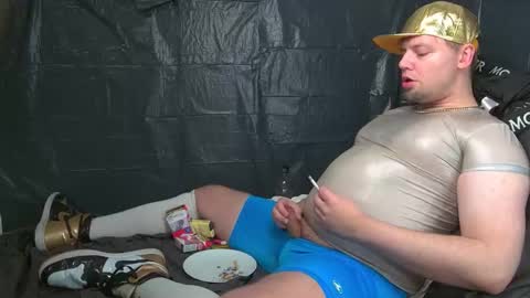 robin online show from November 2025 09:36:02 PM