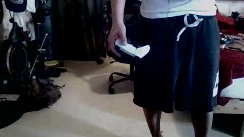 Snapshot of crazy4feetmanic chatting on April 2026 01:05:01 AM drbucknaked online show from April 2026 01:05:01 AM
