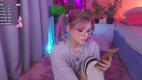 Sonya online show from December 2024 01:14:01 AM