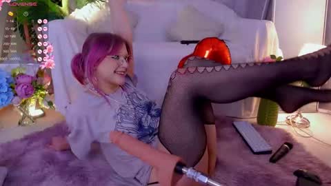 Sonya online show from February 2025 05:36:01 PM