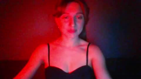 crazy_kisses_ online show from March 2026 03:50:02 PM